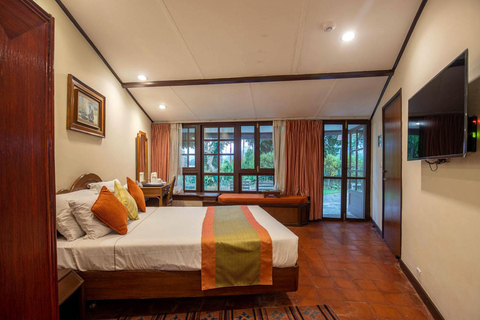 Pokhara: Luxury Holiday & Helicopter Flight to Annapurna BC