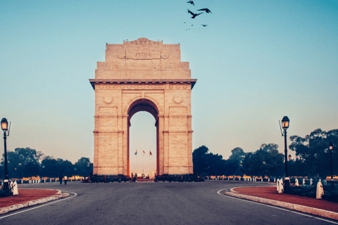 Golden Triangle Saga: A Story Behind Every Monument Tour With Tour Guide and AC Car