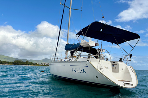 Mauritius: 3-Day Private Sailing Cruise - West Coast Maurice