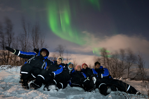 Tromsø: wycieczka do zorzy polarnej z kolacją i gorącymi napojami