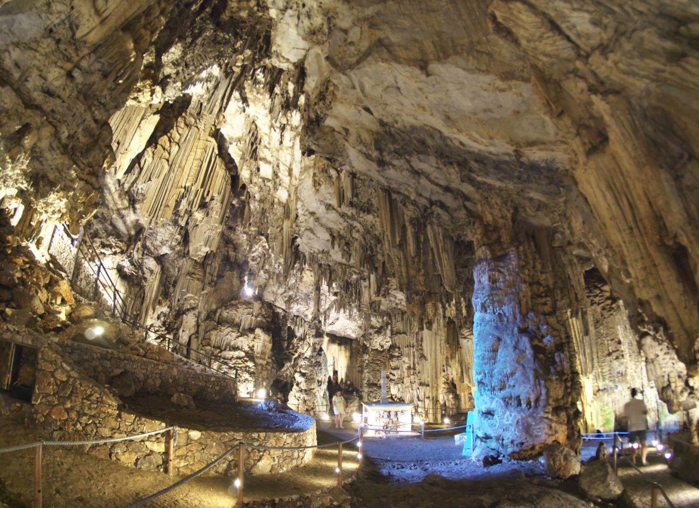 Arkadi, Melidoni, Margarites Halvdag
