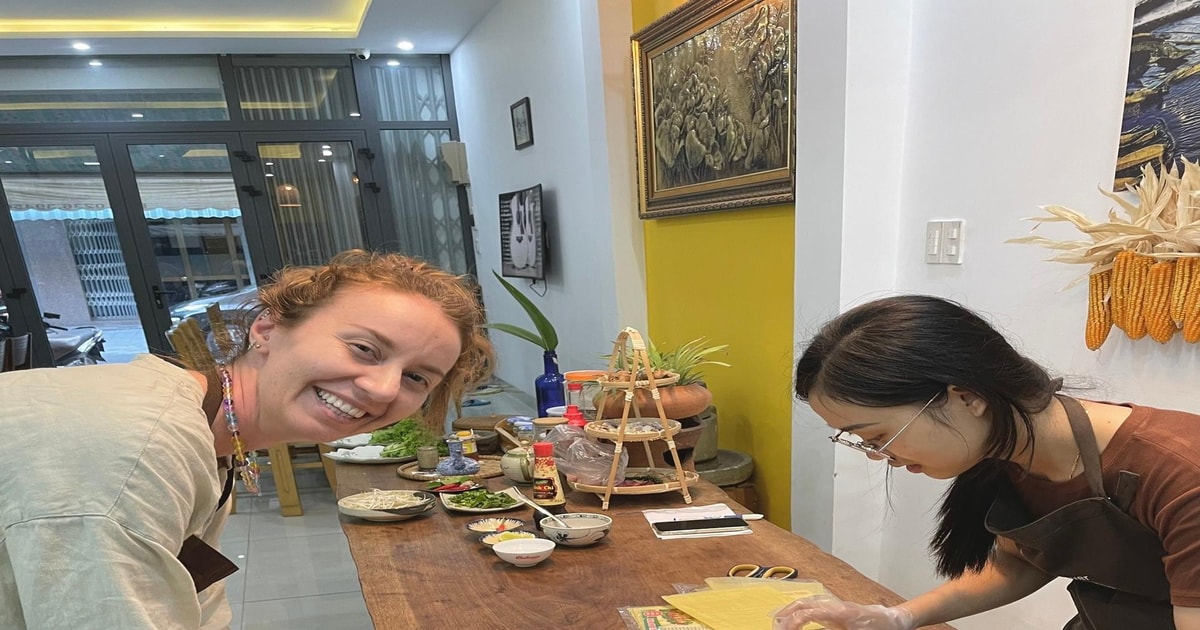Da Nang: Traditional Cooking Class and Pho with Local Girl