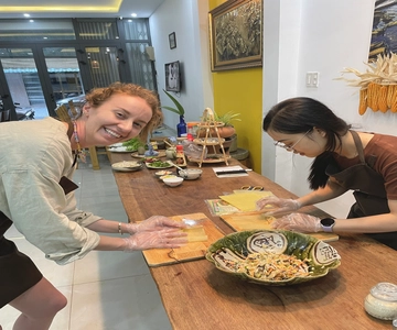 Da Nang: Clase de cocina tradicional y Pho con una chica local