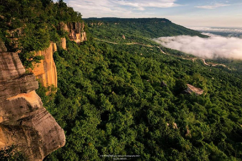 Excursión de 2 días a los Templos Unfoggetable de Siem Reap con salida/puesta de solVisita compartida