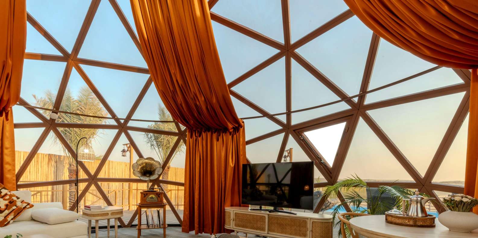 Dubai: Overnight Safari, Dinner, Stargazing & Al Khayma Camp — gallery image 9