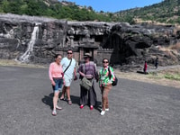 2 jours Visite guidée des grottes privées les plus populaires d'Ajanta et d'Ellora - Hizvo