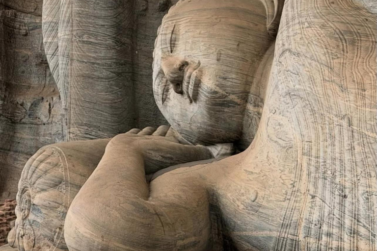 Heritage Discovery: Kandy to Polonnaruwa & Sigiriya Day Tour