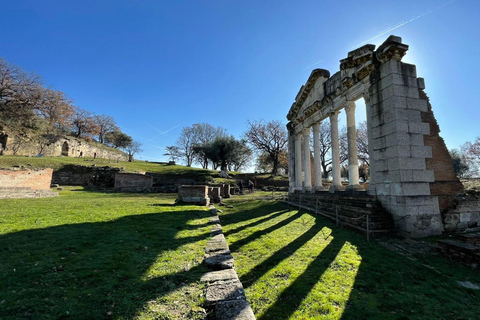 Tirana: Berat, Apollonia, and Ksamil Private Day Trip