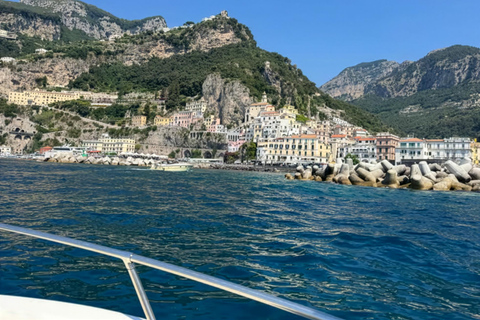 Salerno: Boat Rental for Amalfi Coast (License-Free) Amalfi Coast: Rent boats in Salerno without a license