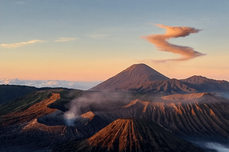 Yogyakarta: Bromo Sunrise Jeep & Train Drop Shared Transport Service Only (Entry Fees Paid Separately)