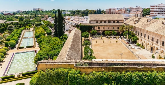 Córdoba: Jewish Quarter, Mosque, and Alcázar Tour