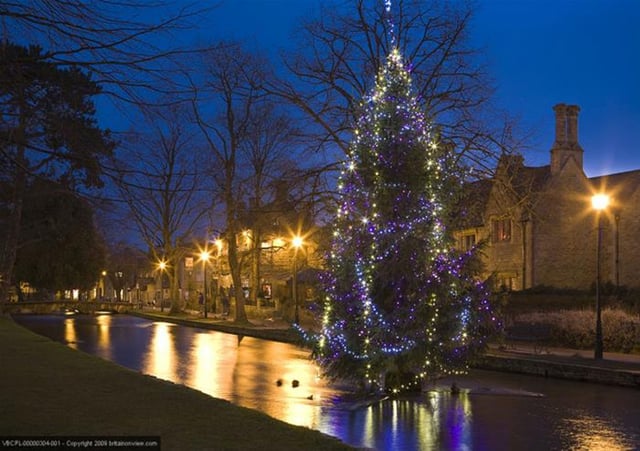 Weihnachten in Oxford, den Cotswolds und Stratford mit Mittagessen