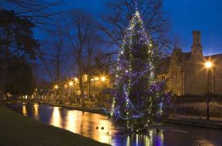 Weihnachten in Oxford, den Cotswolds und Stratford mit Mittagessen