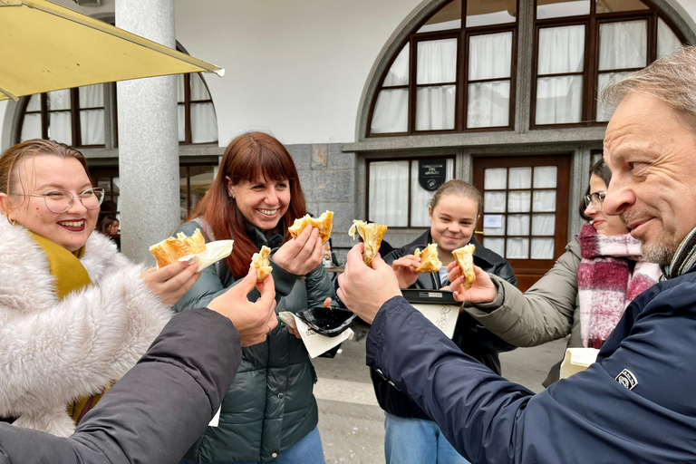 Ljubljana: Guided Food Tour with 10 Authentic Local Tastings
