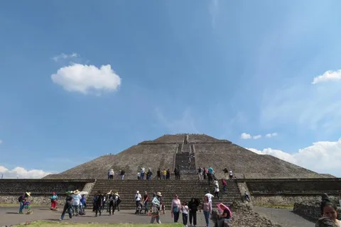 Cidade do México: Basílica de Guadalupe e Pirâmides de Teotihuacan