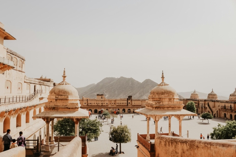 From Delhi: All-Inclusive Jaipur Full-Day Private City Tour Uniformed Driver + Private Car + Tour Guide