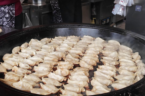 Hangzhou: Wet Market Foodie Walk & Traditional Crafting