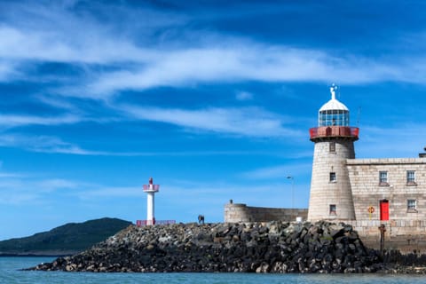 Dublin: Howth Walking Tour with Local Guide - Image 2
