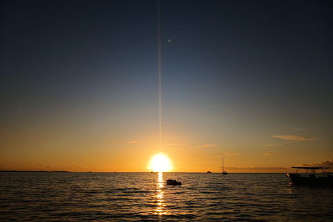 Nadi: Sunset Cruise with Evening Relaxation