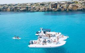 Boat tour of Favignana and Levanzo from Trapani
