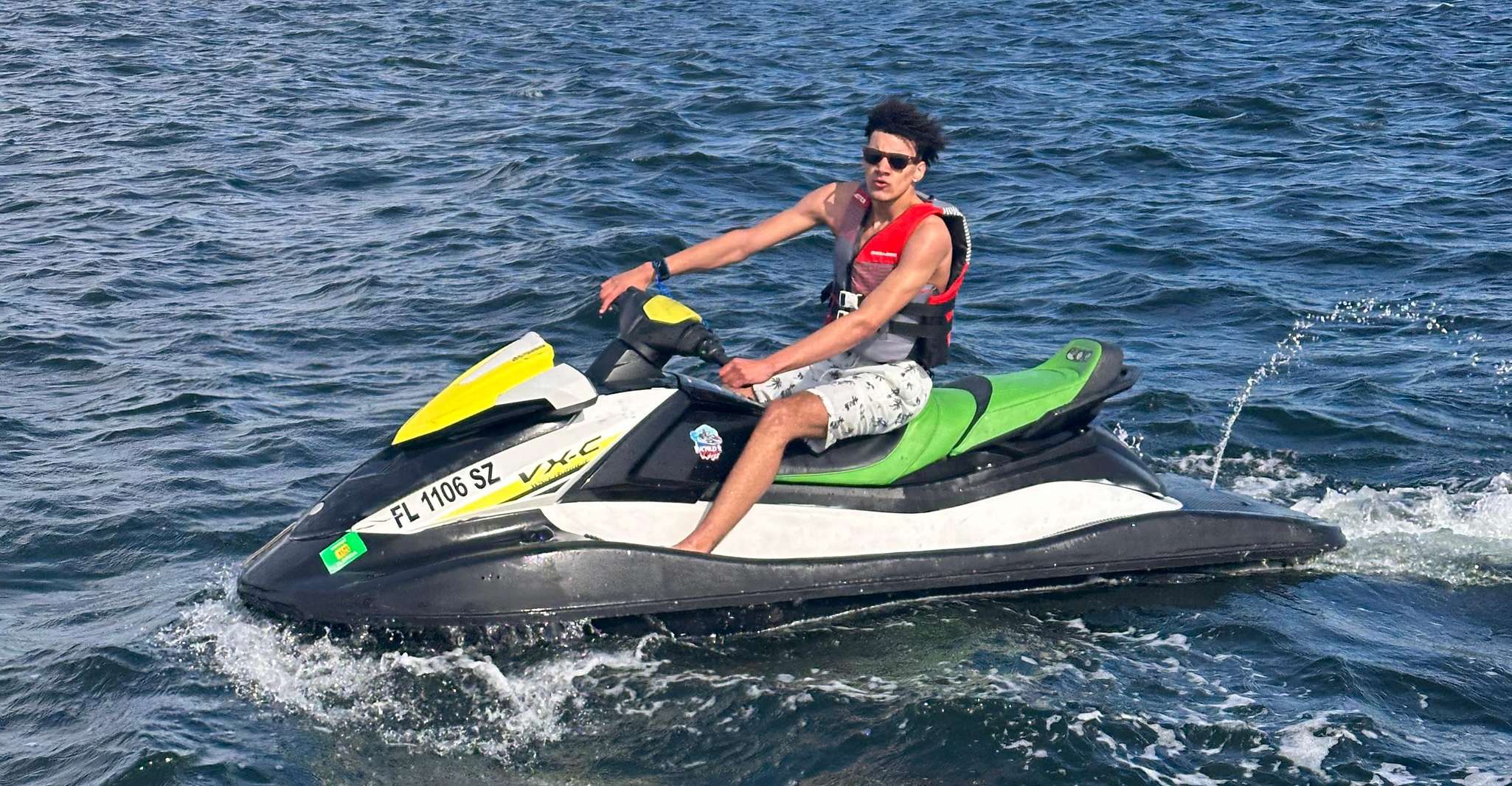 Miami Beach Jetskis + Free Boat Ride - Hizvo