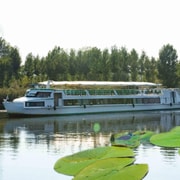 Mantua: vom Wasser aus, Mittagessen auf dem Schiff und eine geführte Tour durch das Stadtzentrum