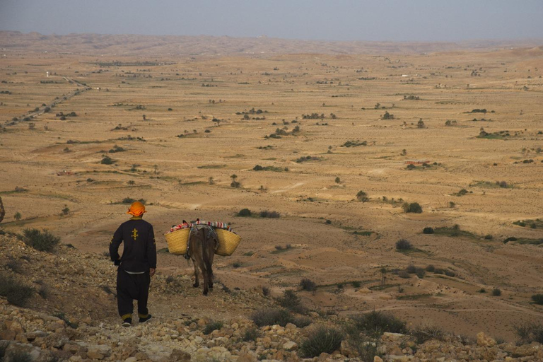 Trektochten in het zuiden van Tunesië CHENINI