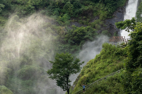 Manaslu Ciruit Trek: Manaslu Trek 12 dagar från Katmandu