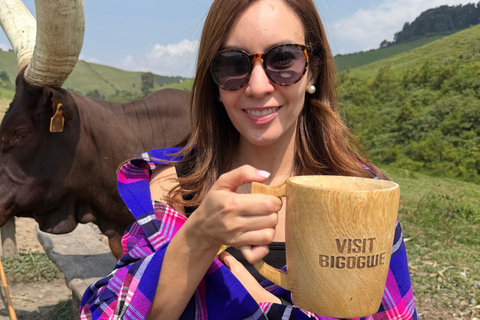 From Kigali: Bigogwe Cow Experience, Hiking & farm with Meal