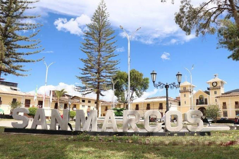 Cajamarca: Cajabamba Hot Springs & Waterfalls Tour Cajamarca: Cajabamba Hot Springs & Waterfalls, English Guide