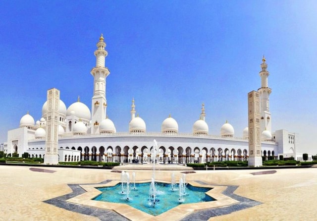 From Dubai: Private Abu Dhabi City Tour & Sightseeing