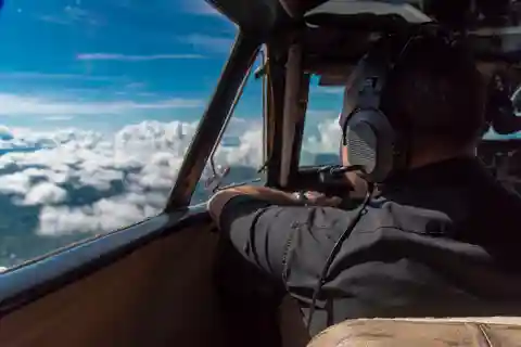 Från La Fortuna: 35 min Flyg från La Fortuna till Quepos