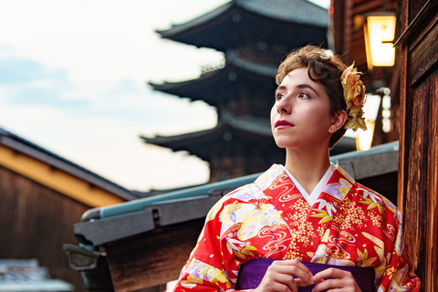 Kyoto: Private Kimono Photoshoot for Couples and Solo