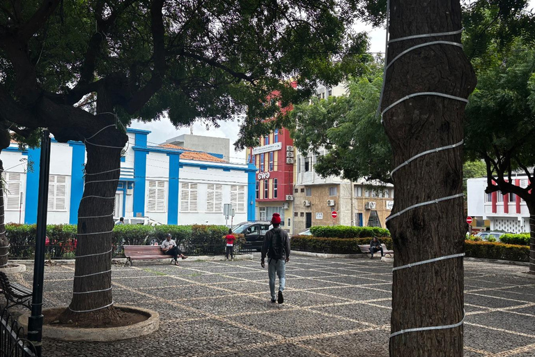 Old Town World Heritage: Historical Tour with a Local Guide