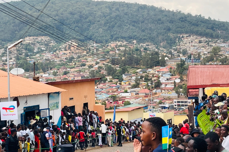 Kigali: Evening Sightseeing Tour with Traditional Dinner