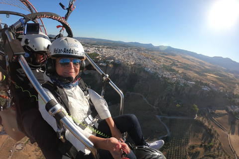 Paramotoring i Ronda (Malaga), nära Marbella