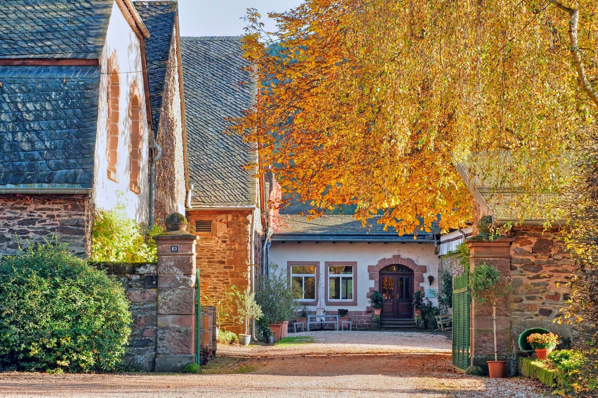 Weingut Würtzberg | Saar: Architektur- & Gewölbekellertour, Weinprobe