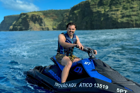 Madère : location de jet ski à Calheta avec visite guidée en option