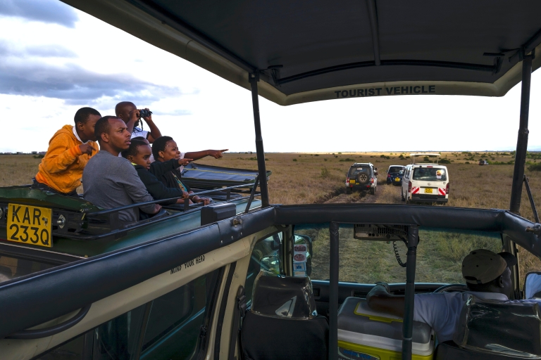 Safari de 4 jours en milieu de gamme Amboseli/Tsavo Ouest/Tsavo Est-Mombasa