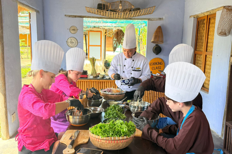 Hoi An: Farm-to-Table Cooking Class with Fishing & Crafts