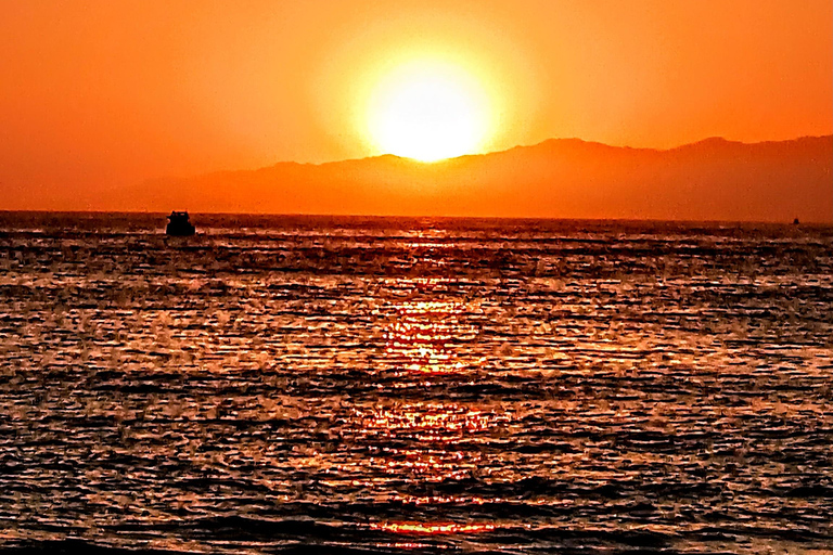 لوس أنجلوس رقم 1: رحلة بحرية فاخرة على متن قارب - نبيذ وجبن وأسود البحرجولة الفريق