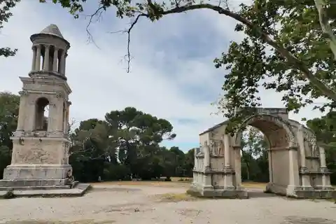 Baux et Saint Rémy de Provence : Histoire, vins et paysages