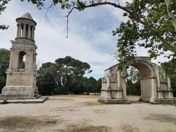 Baux und Saint Rémy de Provence: Geschichte, Wein und Landschaften