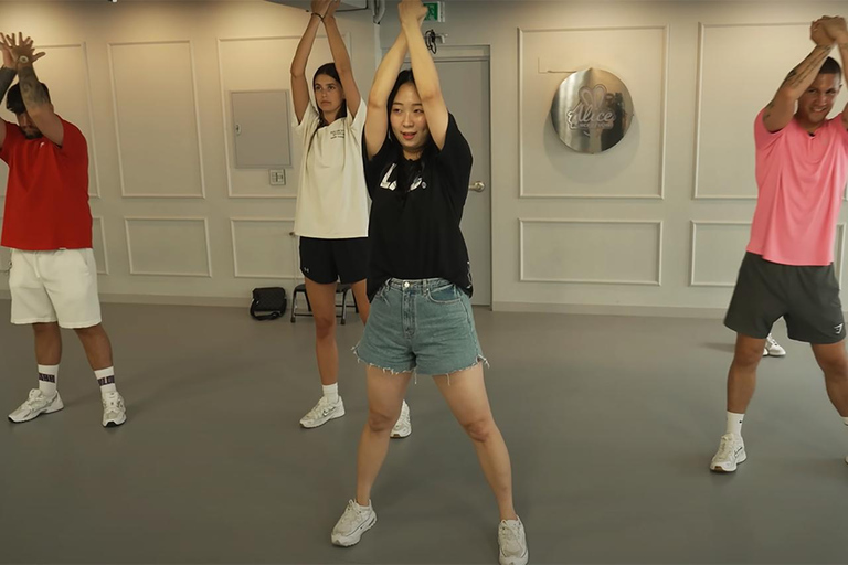 Corea: Clase privada de baile K-Pop con grabación de vídeo