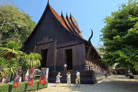 Chiang Rai: Private Tour with Driver and Custom Itinerary