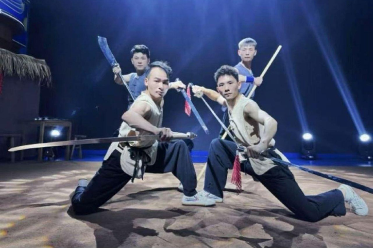Chongqing: Sichuan face-changing Cultural Heritage Show