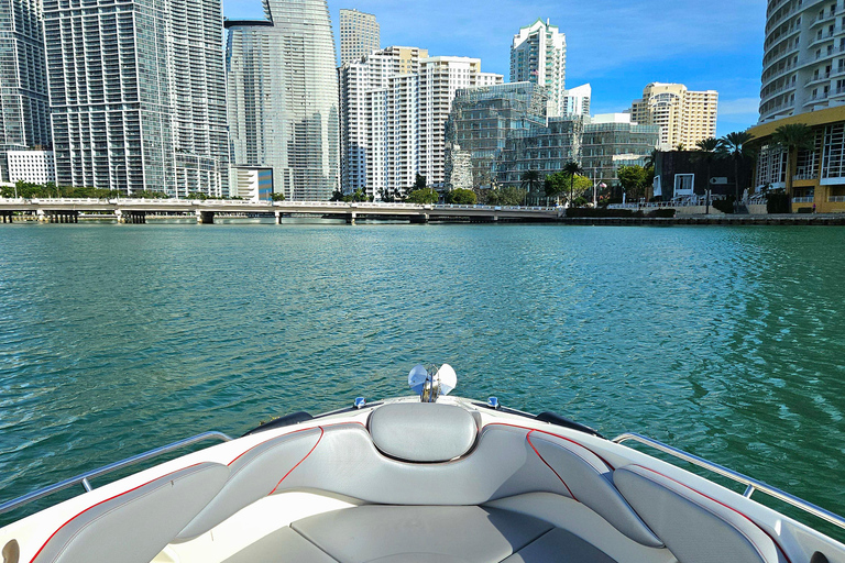 Miami: Private Boat tour with a captain3-Hour Trip