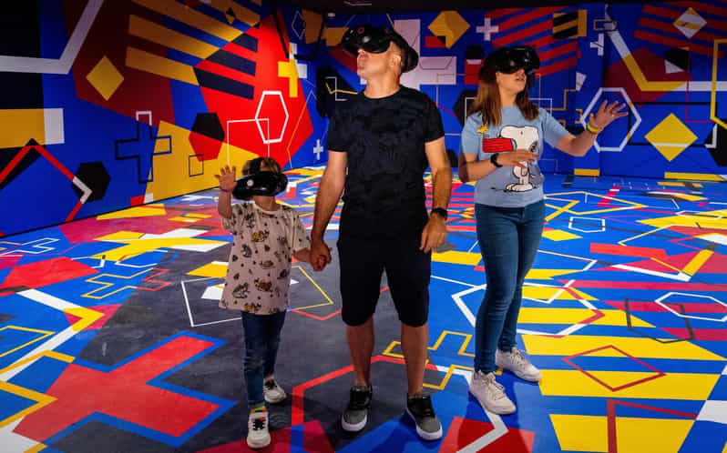 Barcelona: FC Barcelona Museum Virtual Experience