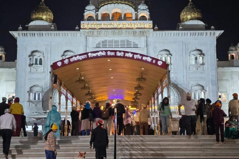 Delhi: Private Evening Tour Of Iconic Sights & Lights Delhi: Evening Tour With Car+Guide+Tickets+Dinner