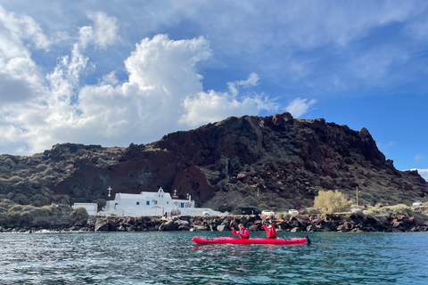 Santorini: South Sea Kayaking Tour with Sea Caves and Picnic Tour with Transfer